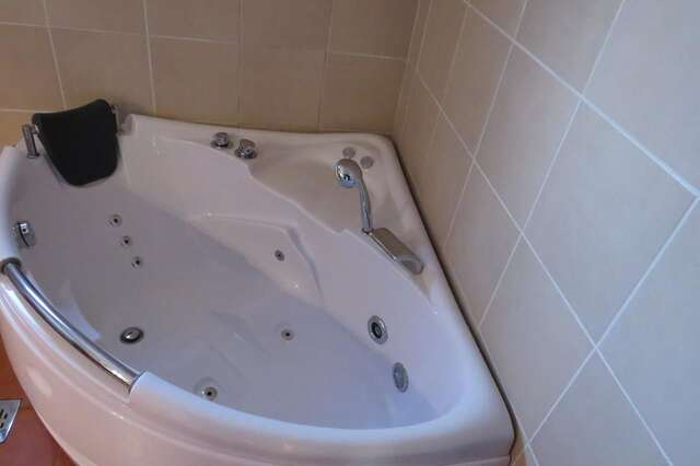 Апартаменты Cave Apartment Вирпазар-20