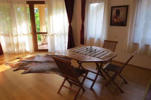 Апартаменты Cave Apartment Вирпазар-23